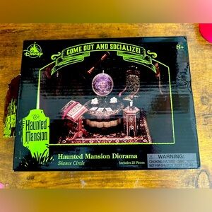 Haunted Mansion Diorama